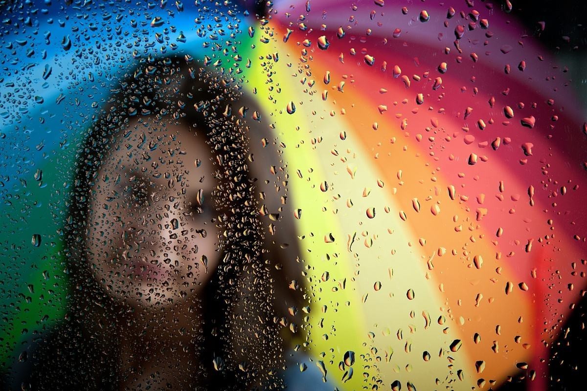 邯郸外面下着雨！戴眼镜的你是否感觉心里泪在滴？