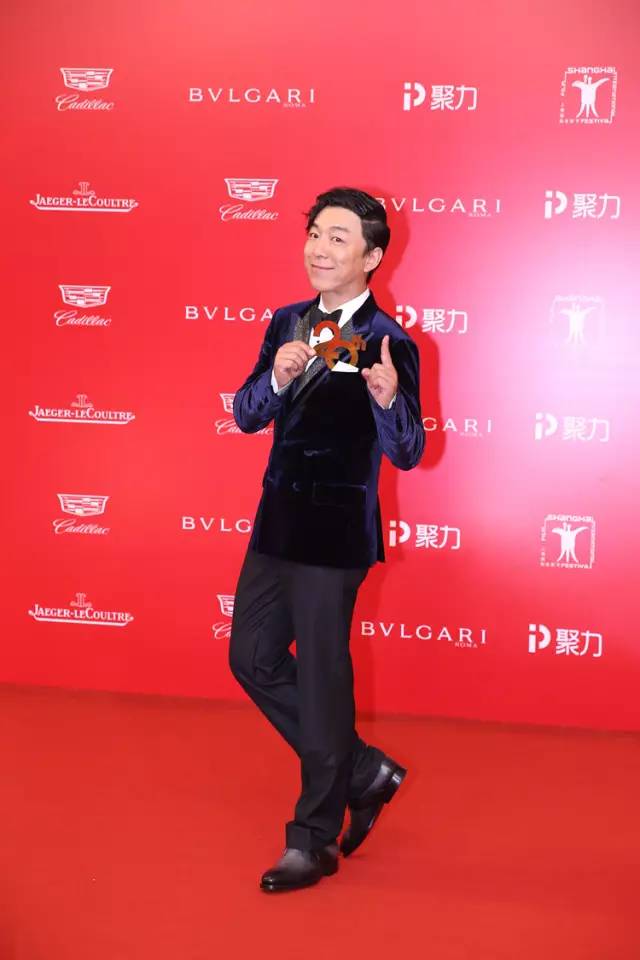 黄渤拿下金爵影帝,金爵奖黄渤黄晓明