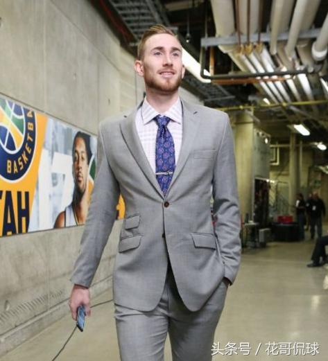 詹姆斯西装穿搭合集,nba詹姆斯炫酷图片大全