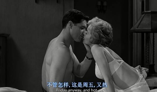 45秒美女沐浴戏拍7天，这部精分神作碾压99%的恐怖片