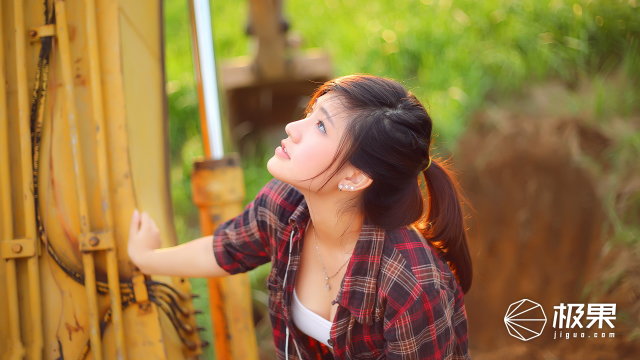 三星最好的显示器是什么,为什么大家都说三星的手机屏幕好