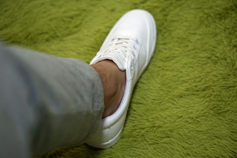 飞跃国潮小白鞋测评,飞跃国产高帮小白鞋