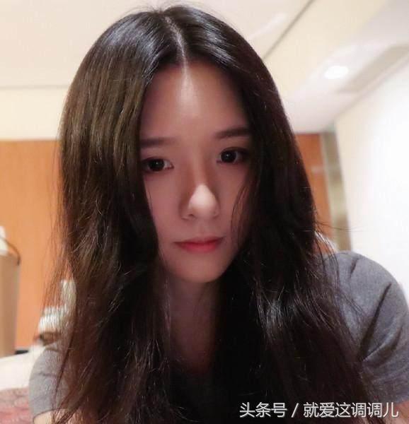 斗鱼一姐冯提莫与陈一发一争高下,阿冷冯提莫陈一发一姐