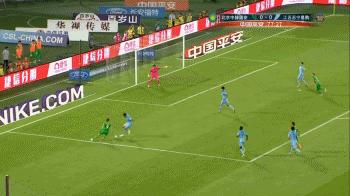 中超干架视频直播,中超名场面之国安有一次反击机会