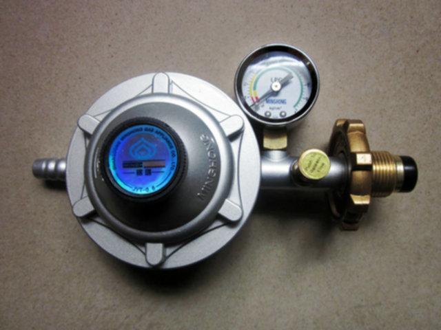 燃气着火了一会儿又灭掉怎么回事,燃气泄漏着火后该如何处理