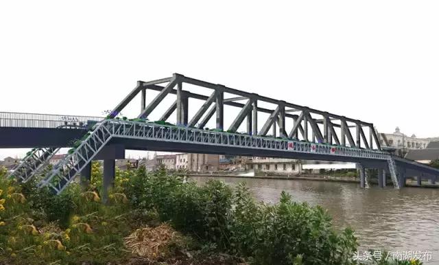 汉塘水上的三座桥变了~小城镇颜值越来越高