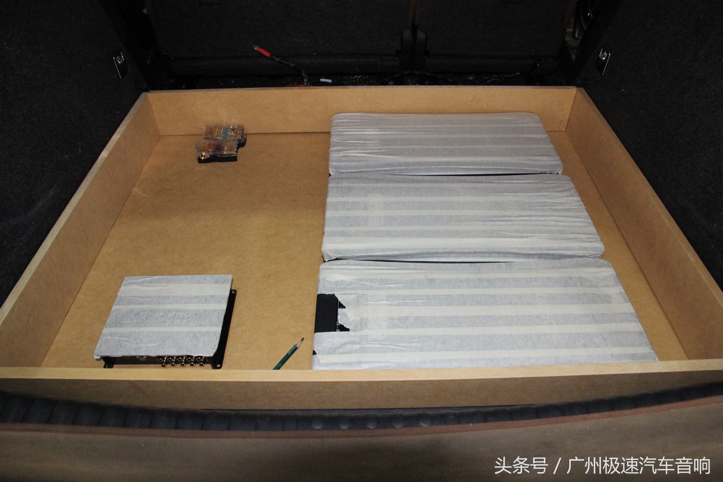 大众途观改音响,老途观更换2万元的音响