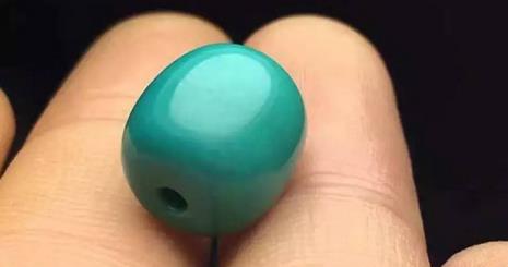 戴绿松石手串的功效是什么,不同的绿松石手串有什么区别