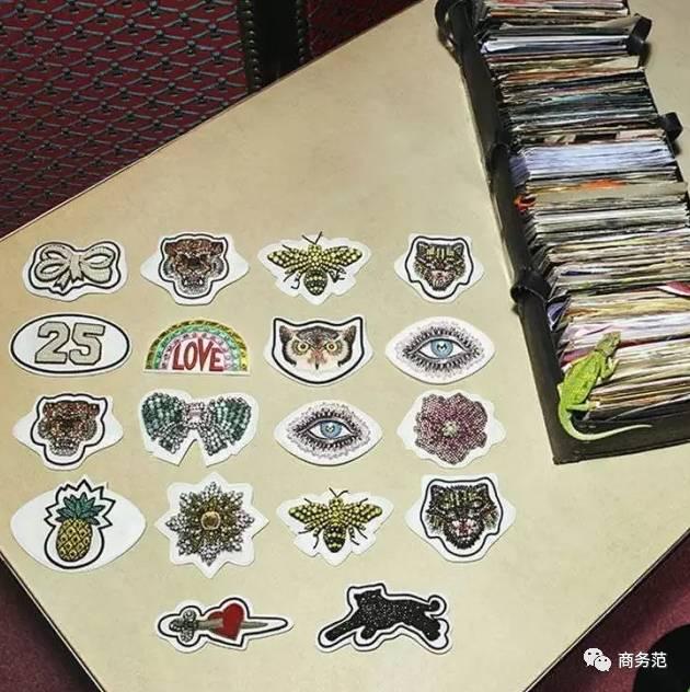 gucci刺绣小白鞋图案,gucci小白鞋金字母