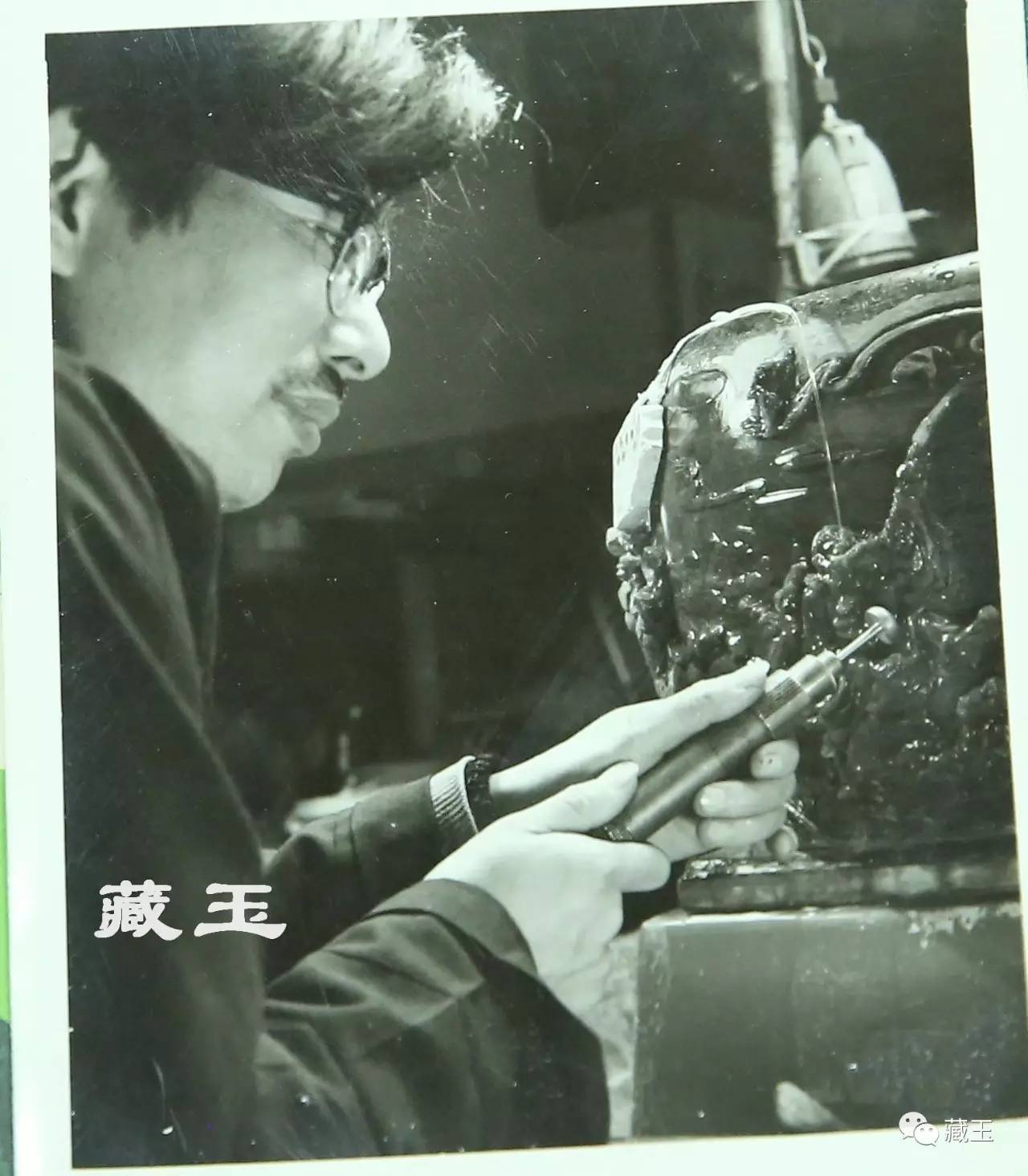 老照片旧时光带你看40年代的北京,七十年代的北京玉器厂