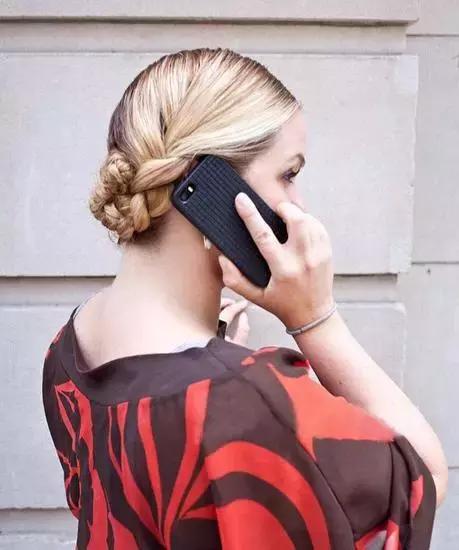 法式修剪发型,法式牧羊卷发型