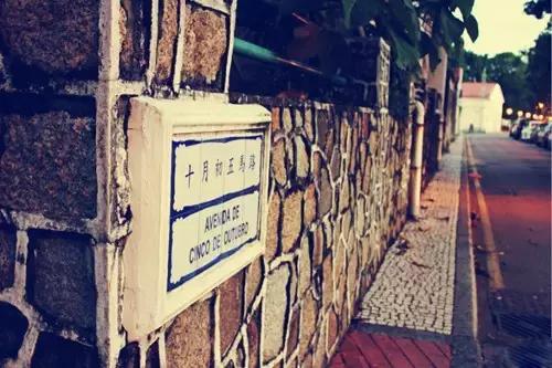 适合海边度假的亲子酒店,八月份适合出游的亲子度假酒店