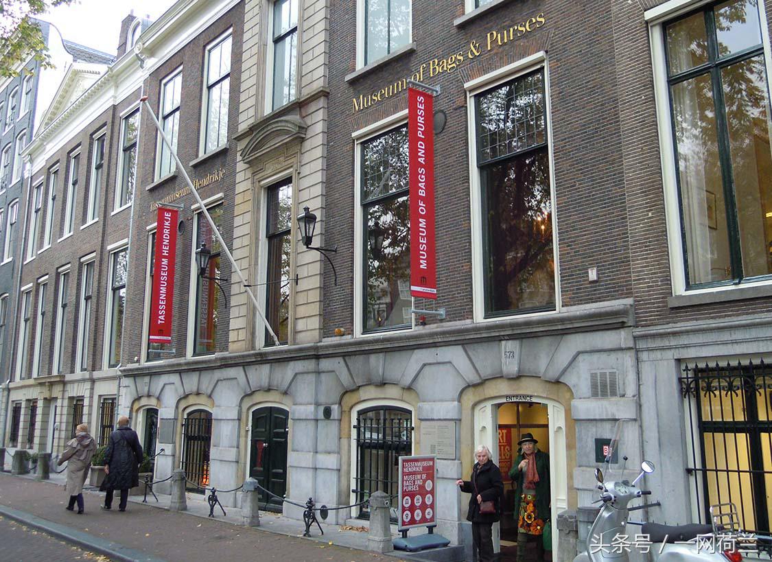 让世界发现中国的美卢浮宫,让世界看到中国的美中国服饰