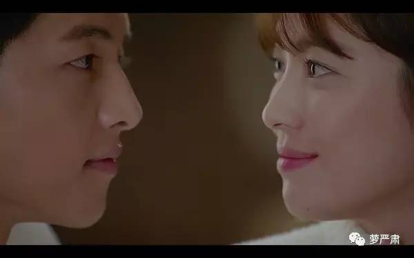 宋仲基宋慧乔白天揽腰秀甜蜜,宋仲基宋慧乔甜蜜太阳后裔