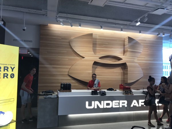 原来你是这样的UnderArmour？浅谈运动品牌小鲜肉——UA！