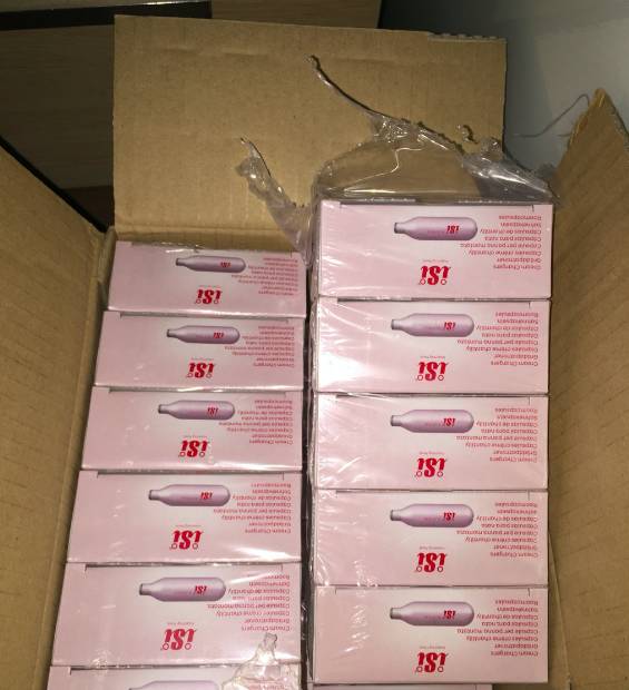 太恐怖!海外留学圈流行吸“笑气”,中国留学生吸食不久现下身瘫痪,大小便*禁失**……