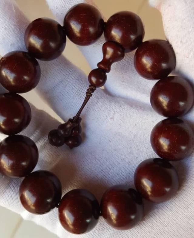 小叶紫檀木贵不贵,小叶紫檀很便宜吗