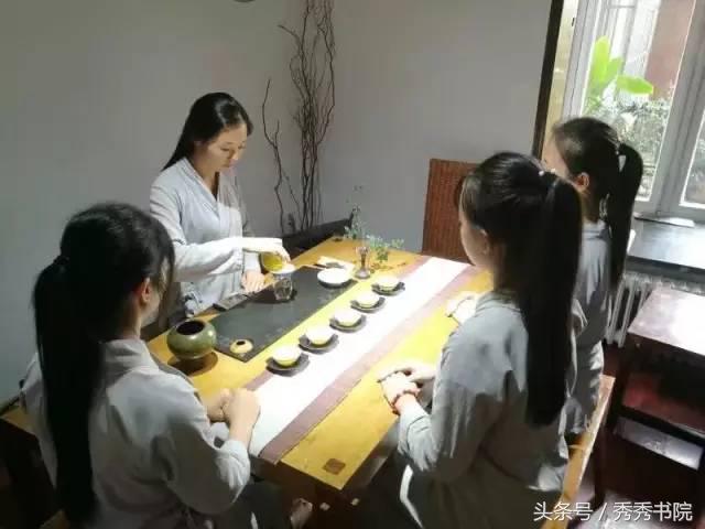 停车看夕阳黄昏风景,停车观赏夜晚美景