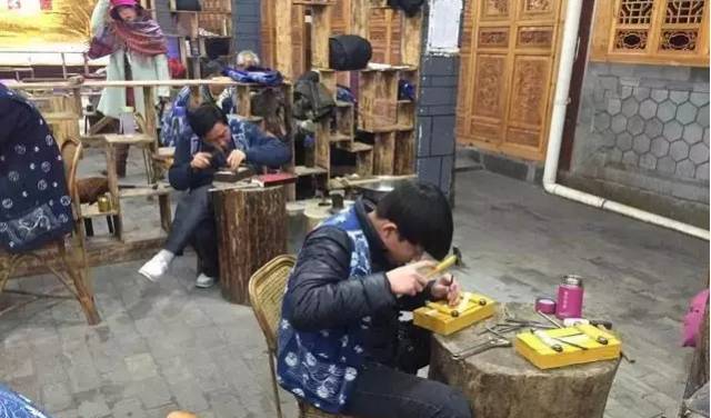 记者暗访云南低价旅游团,掌上乌鲁木齐