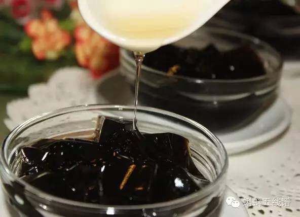 我愿花光所有的运气,饭后来一碗龟苓膏!