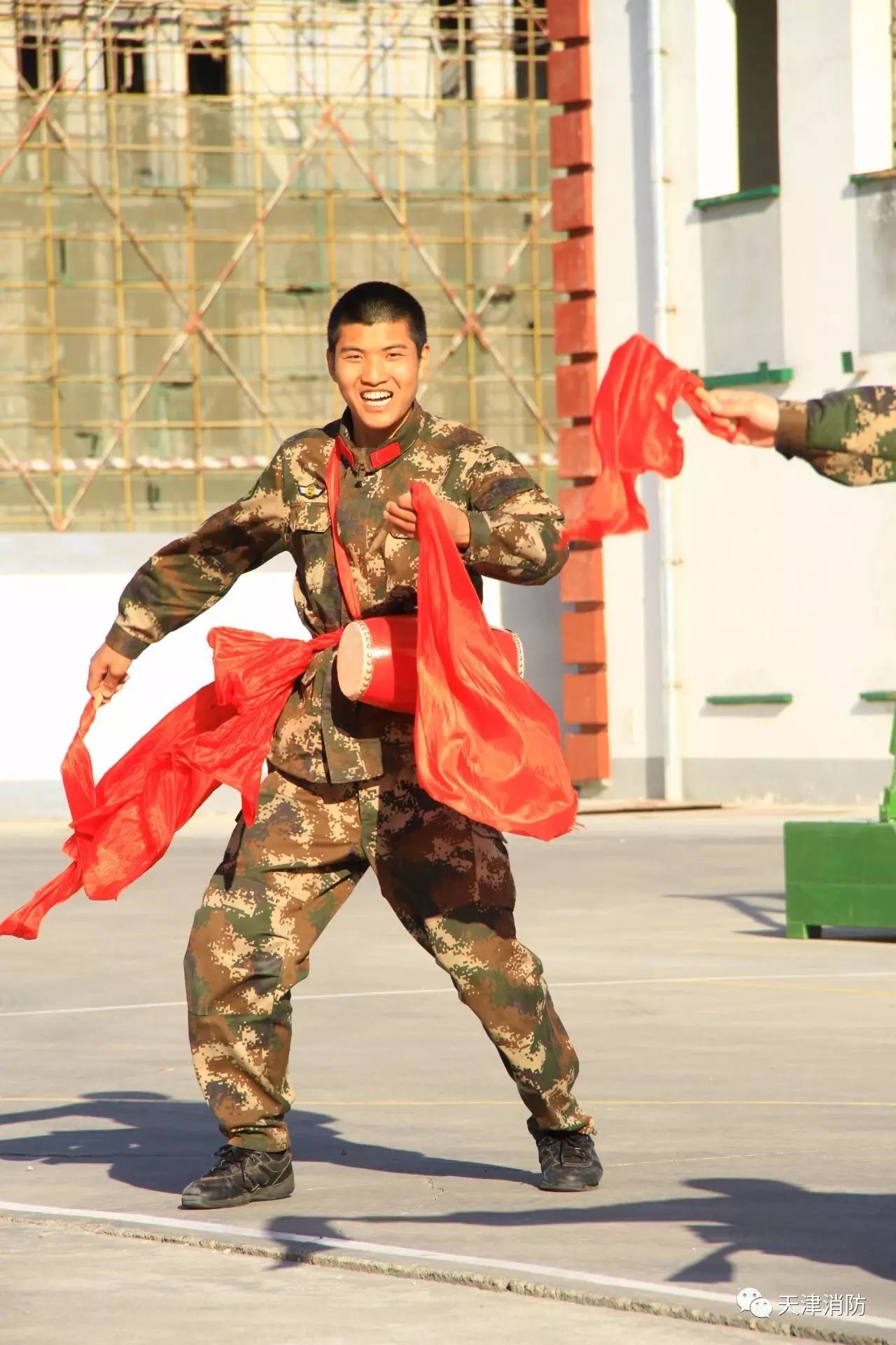 “随手拍寻找警营最美笑容”｜摄影比赛作品展示（五）——《安塞腰鼓》组照