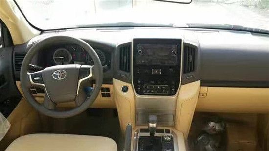 港口兰德酷路泽黑色,港口丰田兰德酷路泽4500柴油版