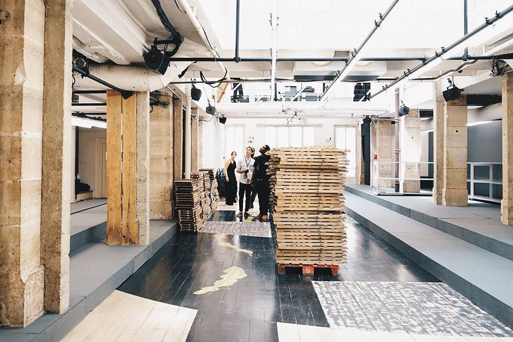 2018巴黎时装周男装视频,巴黎时装周2024完整版男装