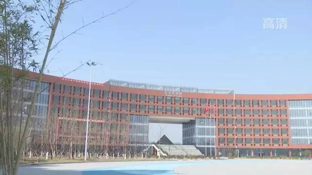 升学与就业并重,升学就业和前途