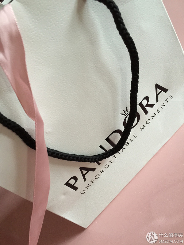 pandora镂空心形粉色串饰,pandora首饰是纯银