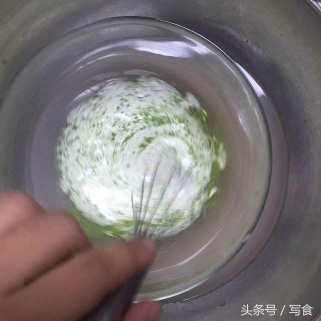 怎样让奶油裱花更硬挺,蛋糕奶油怎么打发硬挺不塌