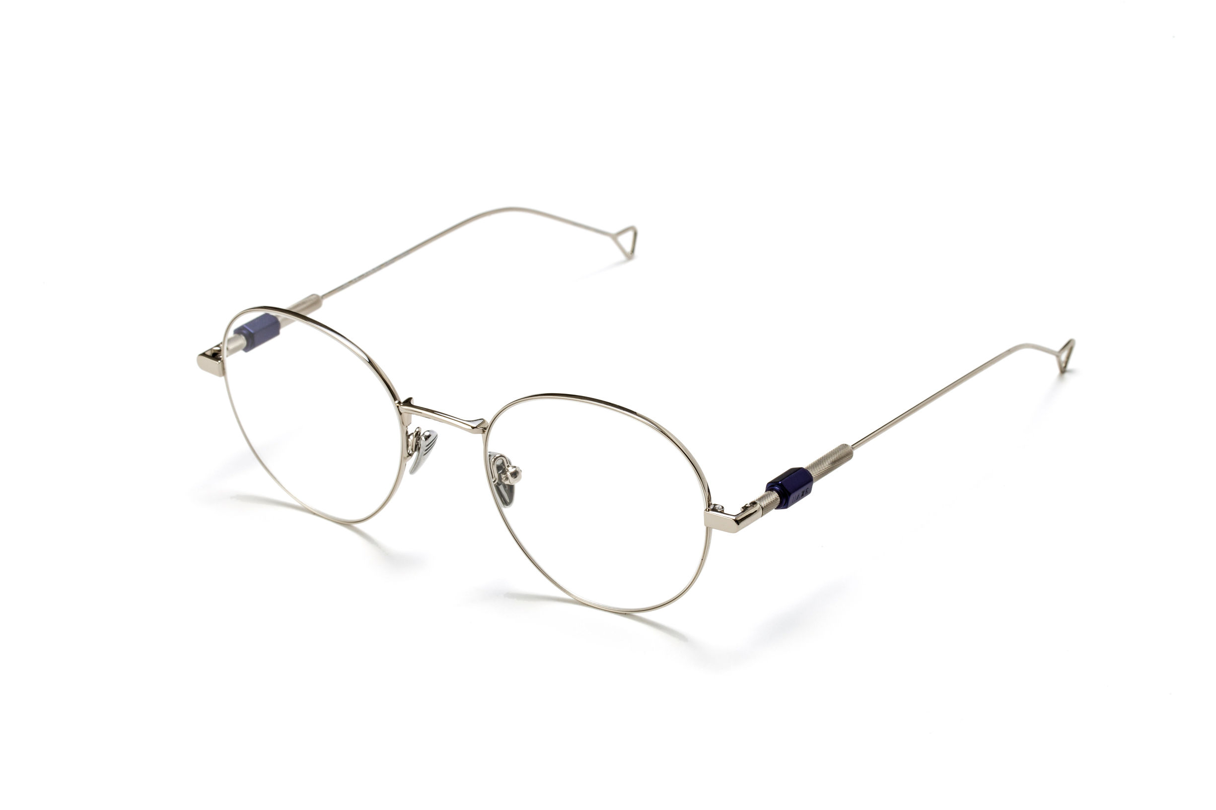 小仙女也能攻气十足，迪丽热巴这些配饰一秒切换造型！