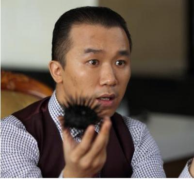 同被周星驰力捧,都做过编剧,今卢正雨成导演,观众最喜欢的他却消失