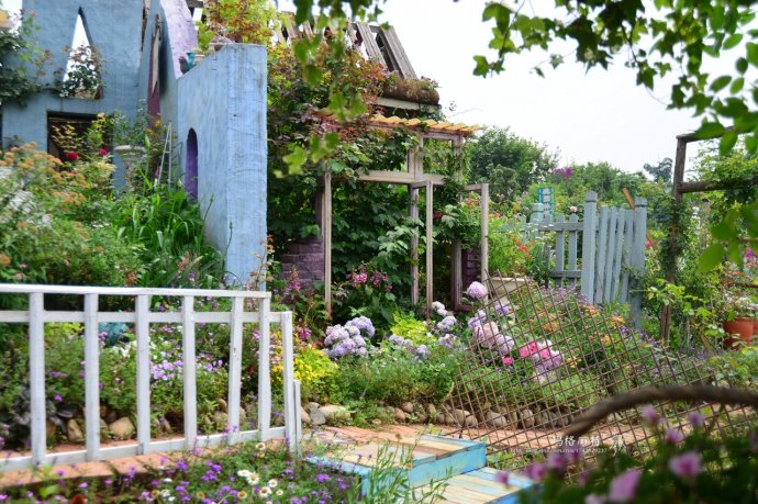 花园拜访,成都玛莉亚色彩花园电话