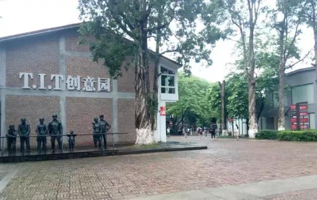 在广东，十二星座最销魂的避暑姿势有哪些？