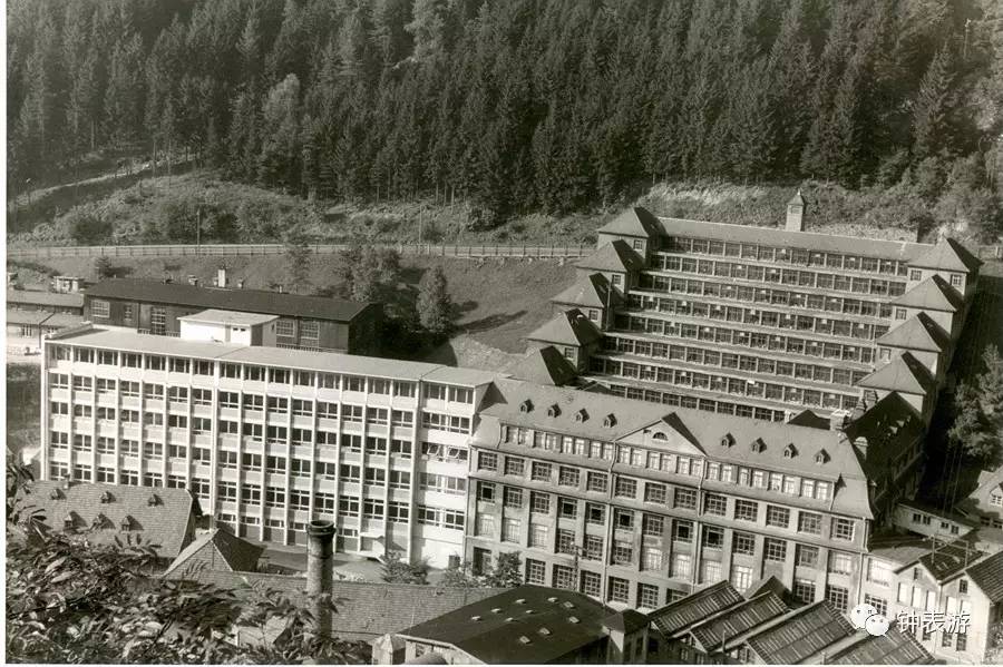 荣汉斯手表是奢侈品吗,德国荣汉斯手表哪款系列好些啊