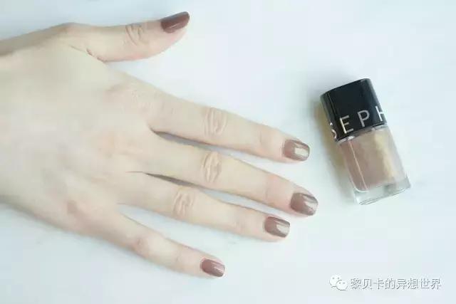 什么色的甲油显手白,什么指甲油显手白图片