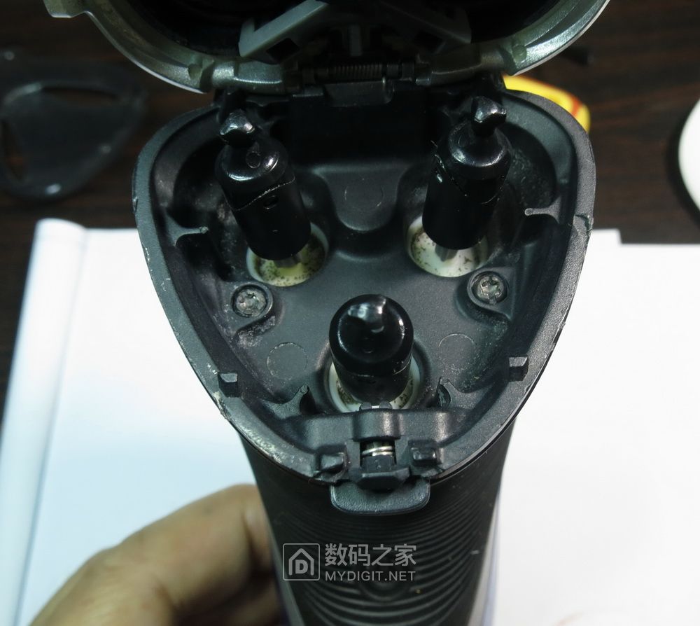 剃须刀真实体验,剃须刀触感飞利浦