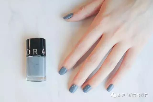 什么指甲油颜色显手白又好看,哪种纯色甲油显手白