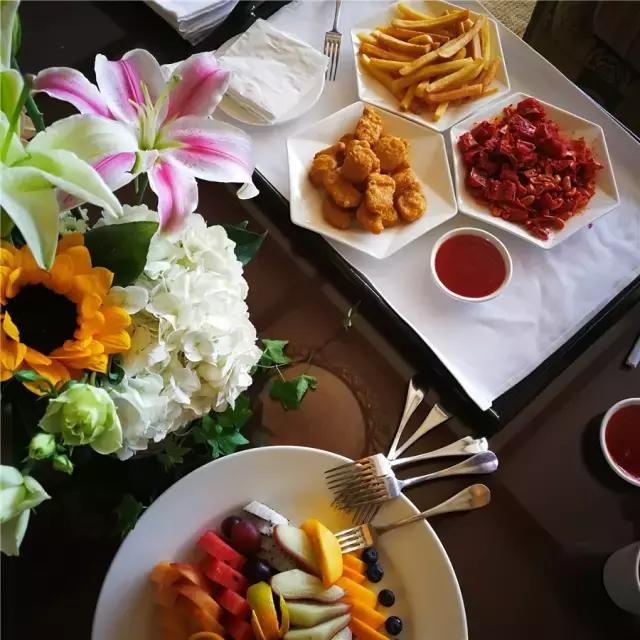 三亚亚龙湾有专属海滩酒店,中国最美丽的亚龙湾