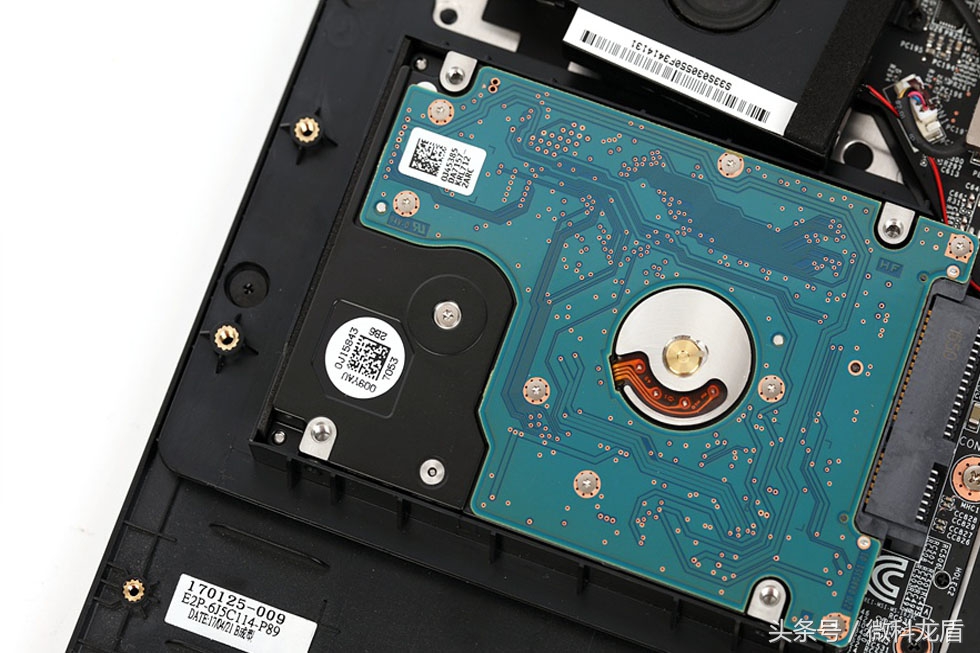 商务设计游戏两不务MSI银色战舰PE627RD-1251CN评测