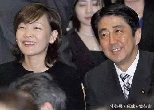 前景不利,后院失火,最近安倍过得很闹心,都是因为这两个女人