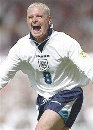 足坛8号球衣代表人物,盘点身穿10号球衣的球员照片