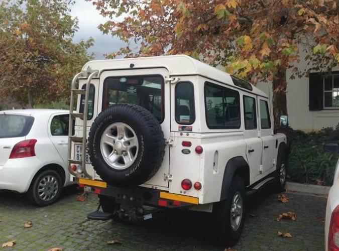 我在路上反复地问自己：真的想花60万买辆面包车吗？