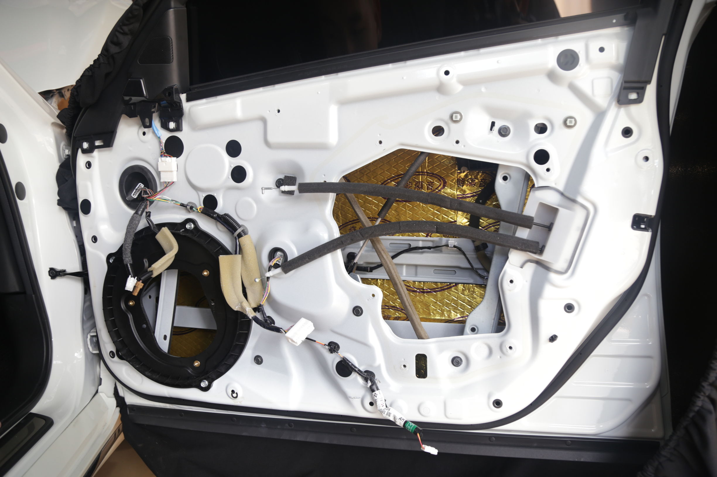 英菲尼迪q50l改装声浪多少钱,英菲尼迪q50l改装劲浪音响