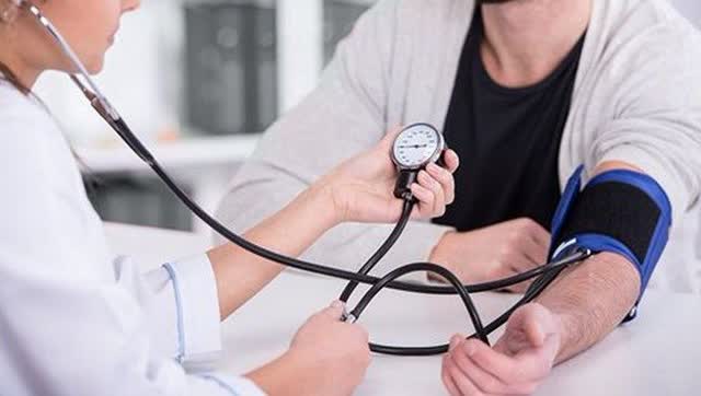 洋葱泡红酒降血压真实吗,朱卫东波尔多