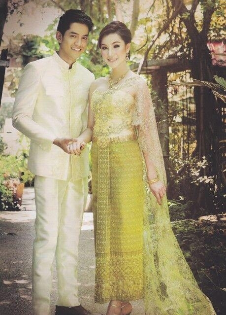 傣族服装和泰国服饰看着差不多实有大差异能够区分五个以上细节的不同你就是时尚达人