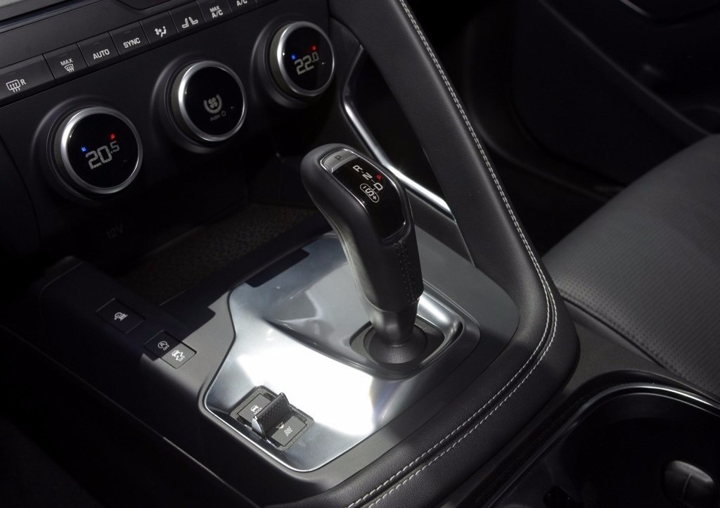 全新捷豹新款e-pace图,捷豹e-pace小豹子图