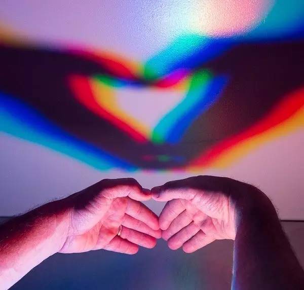 如何让我们的影子绚丽多彩