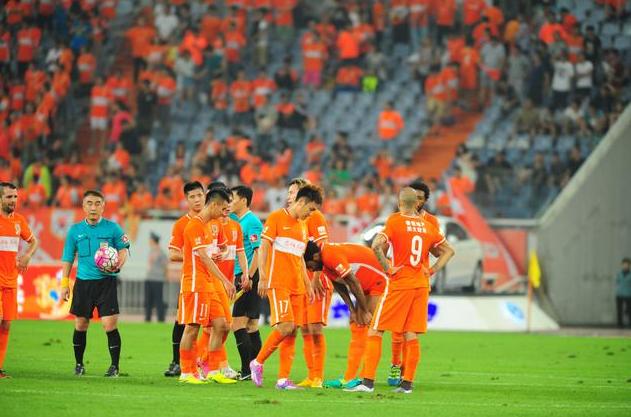 国安最新消息中超保级形势,国安能在中超争冠之路上挣扎多久