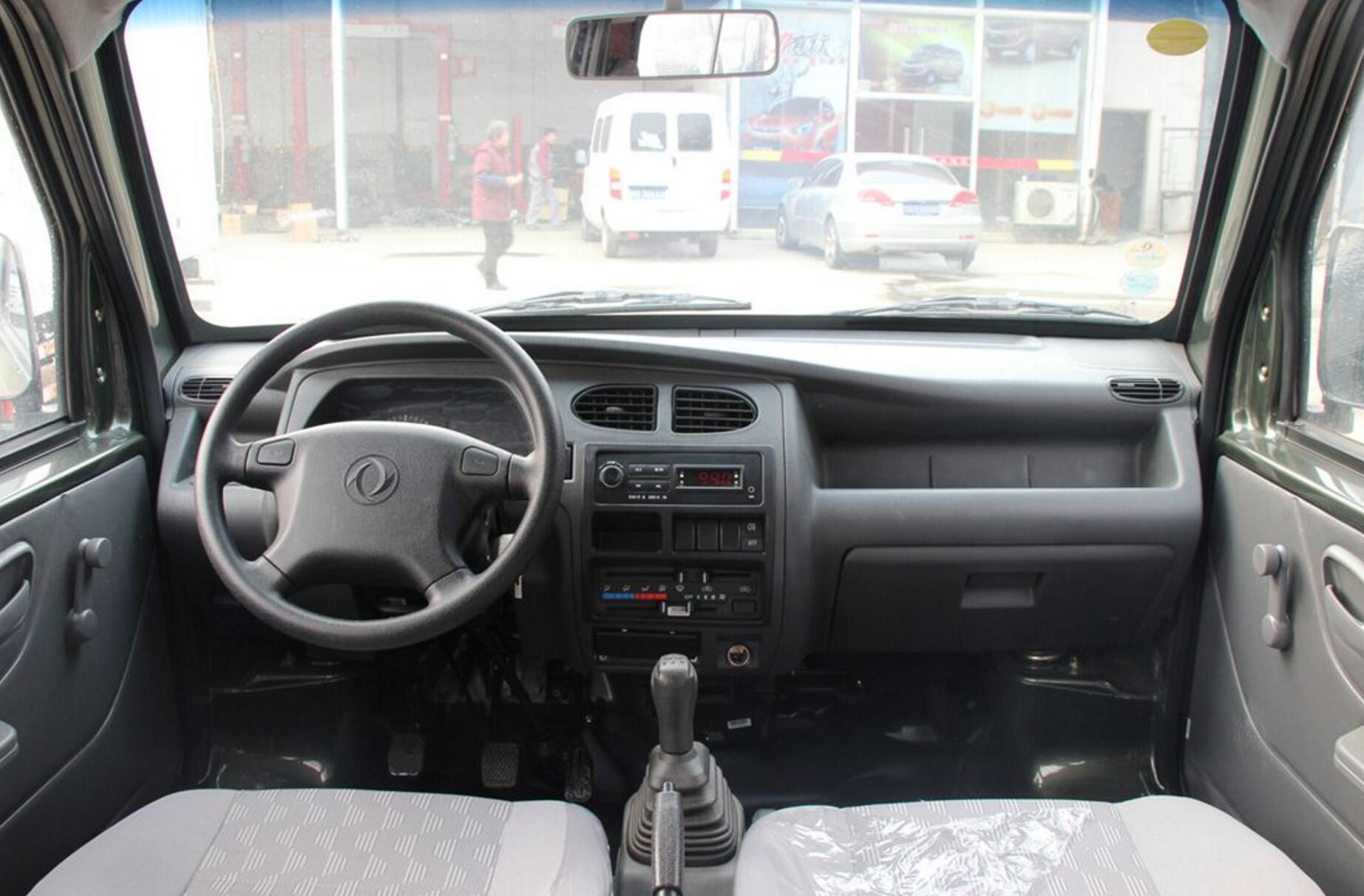 加长版悍马最新款2024落地价,悍马车头图